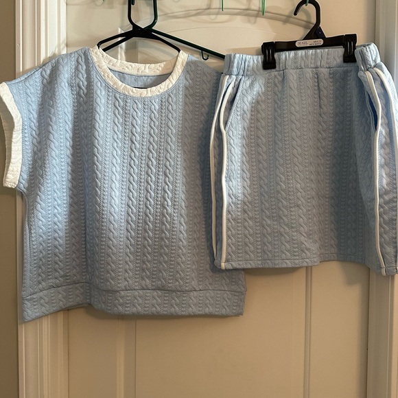 Dresses & Skirts - Cozy Light Blue Skirt Set